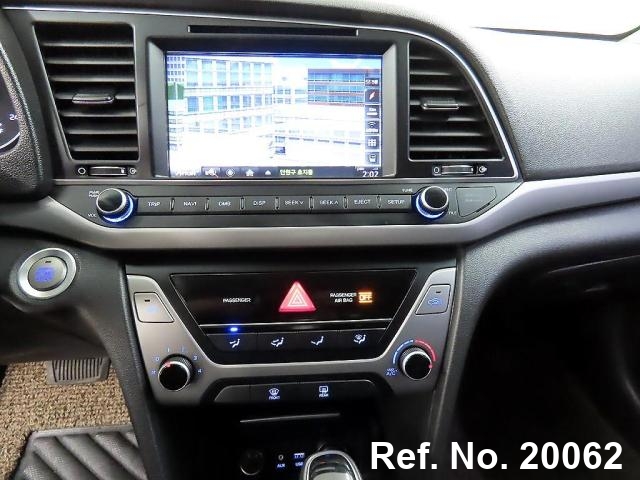  Hyundai / Avante Stock No. 20062